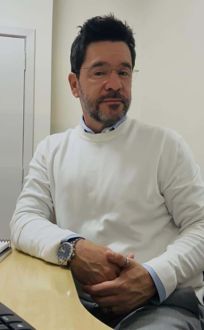 Dr. Leandro Naves Sorna